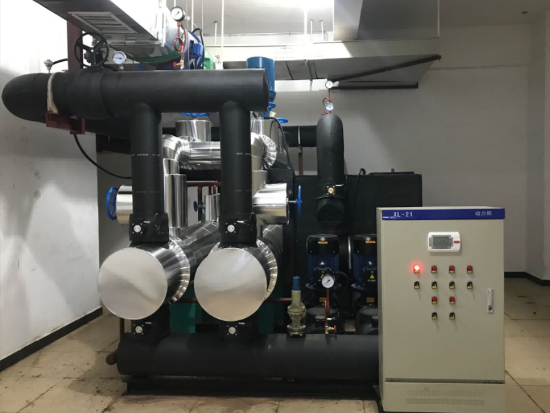 寧鄉(xiāng)大學創(chuàng)新基地板式換熱機組安裝現(xiàn)場