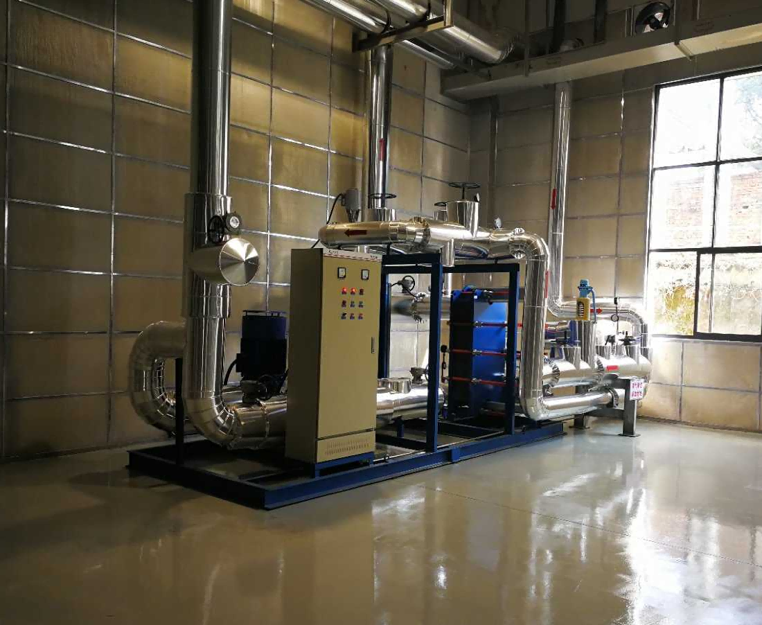 株洲中車(chē)集團(tuán)板式換熱機(jī)組安裝現(xiàn)場(chǎng)